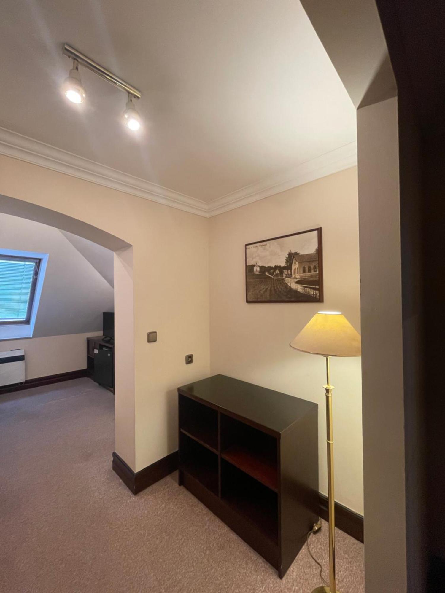 Hotel Bravo Ceska Trebova Buitenkant foto