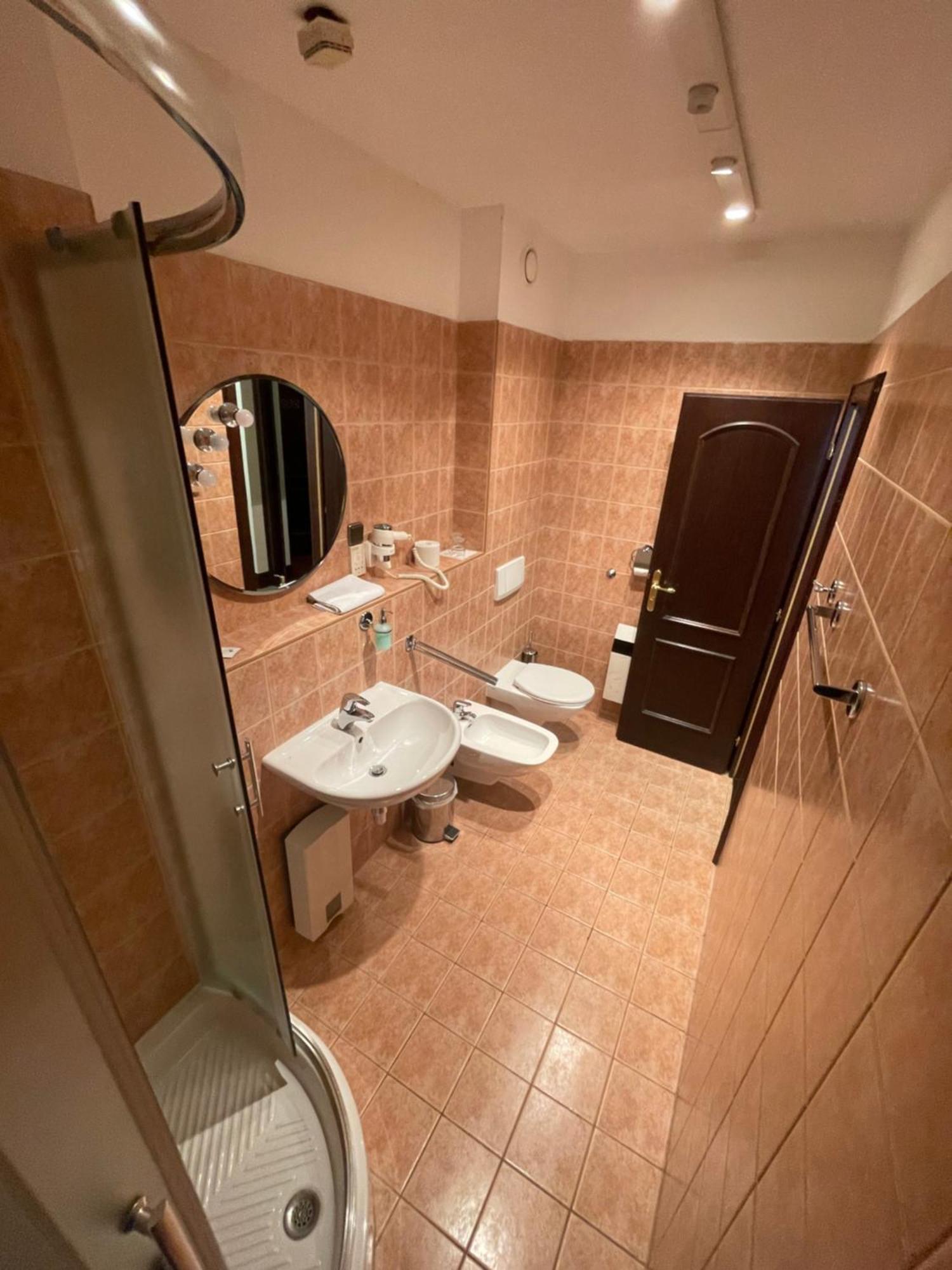 Hotel Bravo Ceska Trebova Buitenkant foto
