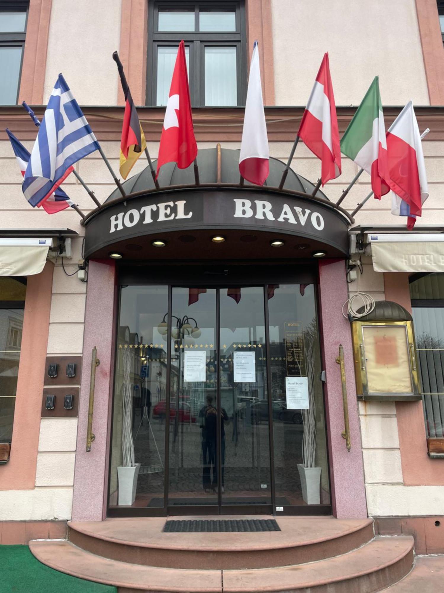 Hotel Bravo Ceska Trebova Buitenkant foto