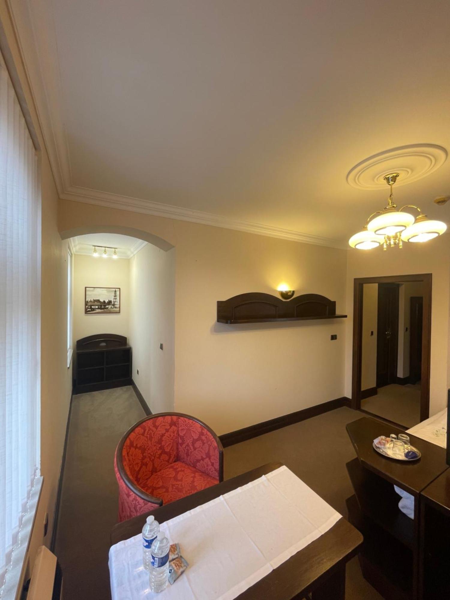 Hotel Bravo Ceska Trebova Buitenkant foto